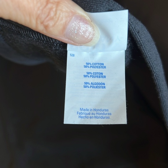 Blanket- Throw Blanket Gray Color, "Daftarian Group" 50/50 Cotton/Polyester NWOT - Picture 8 of 8